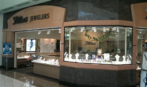 devons jewelers locations.